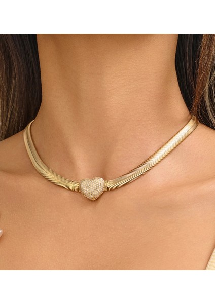 Kolye Şık Tasarımlı Kalpli Kolye 18K Altın Kaplama