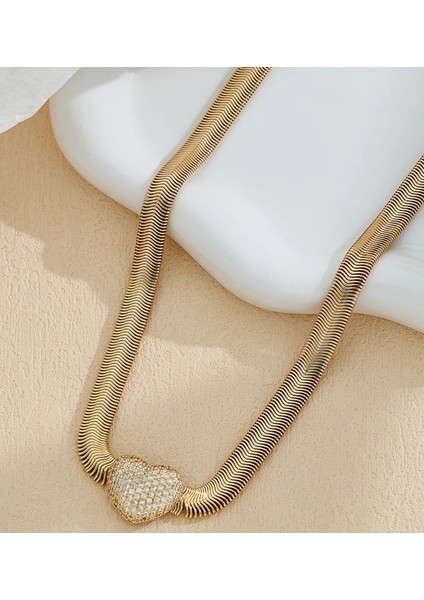 Kolye Şık Tasarımlı Kalpli Kolye 18K Altın Kaplama fiyatları