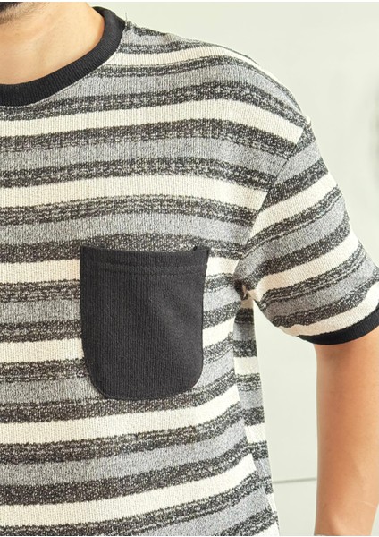 Erkek Bisiklet Yaka Cep Detaylı Yeni Sezon Trend Çizgili Örme T-Shirt modelleri