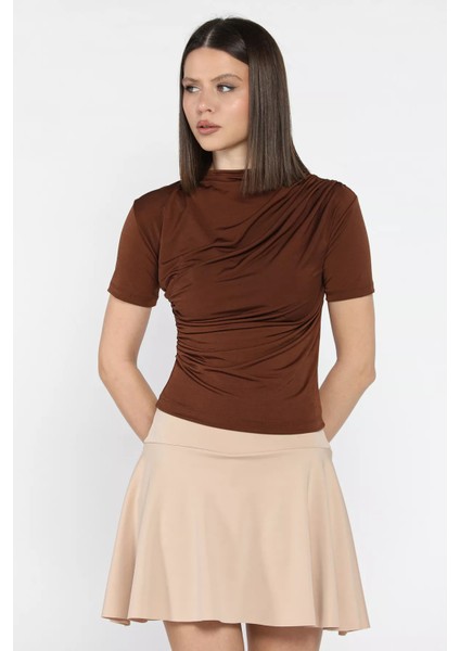 Kadın Omuz ve Bel Drapeli Kısa Kol Bluz P-00016374 fiyatları