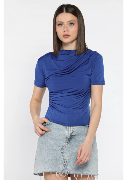 Kadın Omuz ve Bel Drapeli Kısa Kol Bluz P-00016374