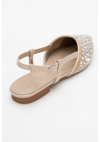 Helly Bej Hasır Taşlı Önü Kapalı Kadın Sandalet indirimleri