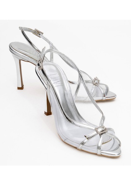 Elyse Gümüş Rugan Fileli Kadın Yüksek Topuklu Abiye Ayakkabı
