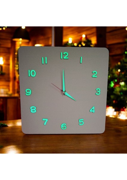 Fosforlu 3D Kabartma Rakam Ahşap Camsız 30*30 cm Kare Beyaz Duvar Saati