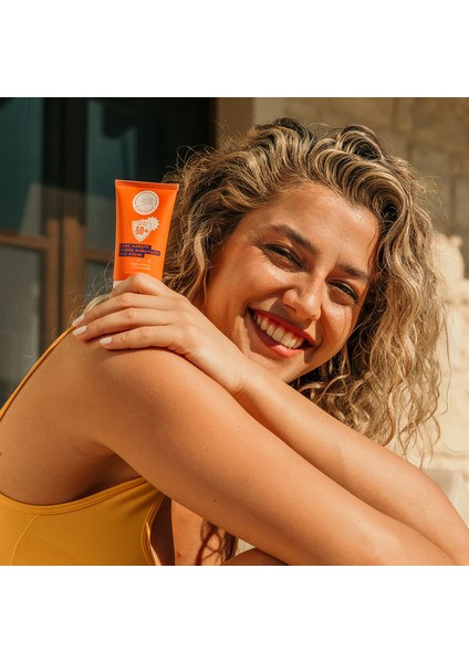 Spf 50+ Güneş Koruyucu Yüz Kremi