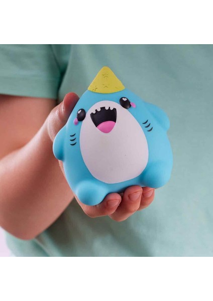 Mini Cutzees Squishy Figür S1 MH004001 - Mavi Köpek Balığı Snaws