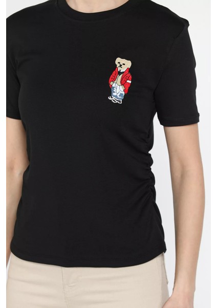 Kadın Nakış Detaylı Yanlar Büzgülü Bluz P-00016486 fırsatları