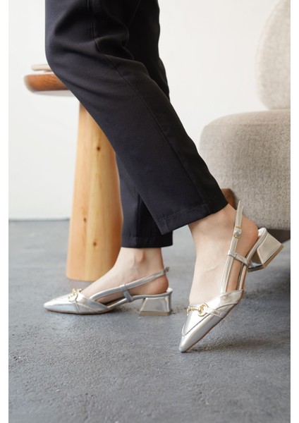 Kadın Goches Kısa Topuklu Ayakkabı - Gümüş