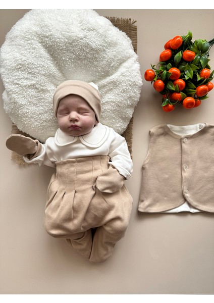 Yelekli Hastane Çıkışı Set - Sütlü Kahve / (Yelek, Pantolon, Body, Bere, Eldiven) fiyatları