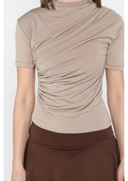 Kadın Omuz ve Bel Drapeli Kısa Kol Bluz P-00016374 fırsatları