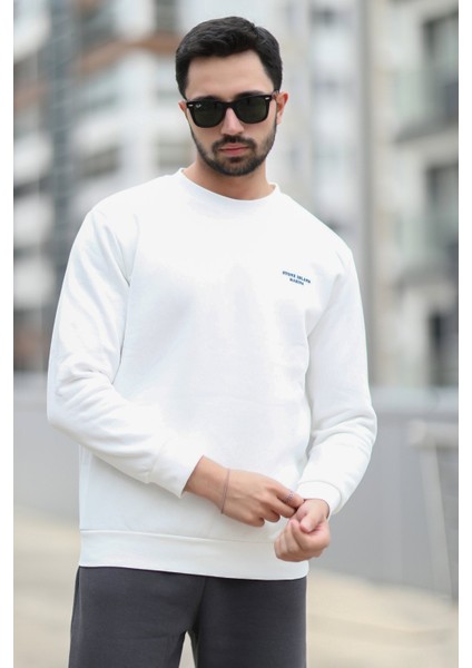 Erkek Kışlık Sweatshirt Beyaz Üç Iplik Şardonlu O Yaka Ribanalı Regularfit Baskılı - 5012-1-1 modelleri
