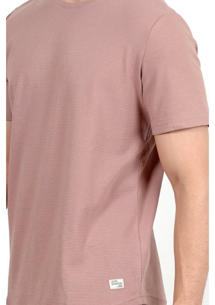 Erkek Bisiklet Yaka Etiket Detaylı Dokulu T-Shirt Pudra - 2743 indirimleri