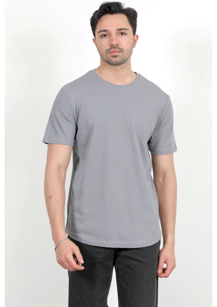 Erkek Bisiklet Yaka Etiket Detaylı Dokulu T-Shirt Açık Gri - 2743
