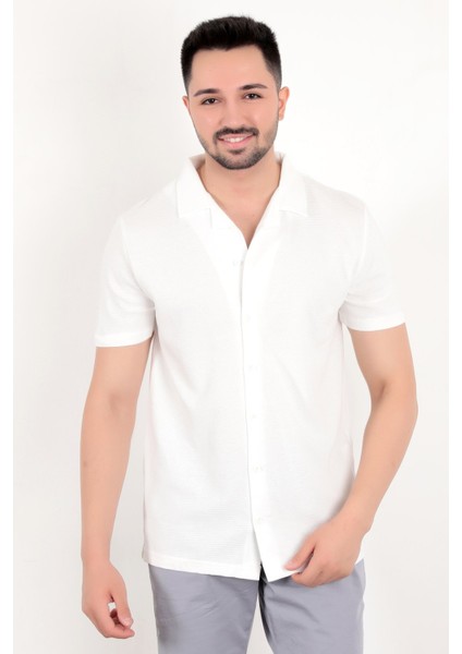 Erkek Regular Kesim Kısa Kol Gömlek