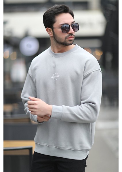 Erkek Bisiklet Yaka Marka Baskılı Üç Iplik Şardonlu Sweatshirt Açık Gri - 5255-1
