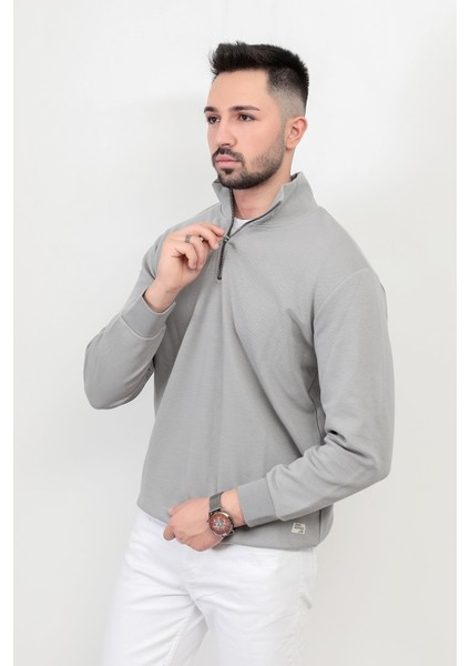 Erkek Dik Yaka Yarım Fermuarlı Dokulu Sweatshirt Açık Gri - 5470 modelleri