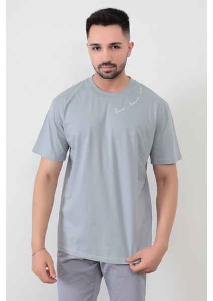 Açık Gri Erkek Live Love Baskılı Regular Kesim T-Shirt modelleri