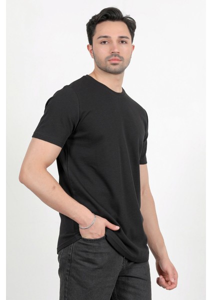 Erkek Bisiklet Yaka Etiket Detaylı Dokulu T-Shirt Siyah - 2743
