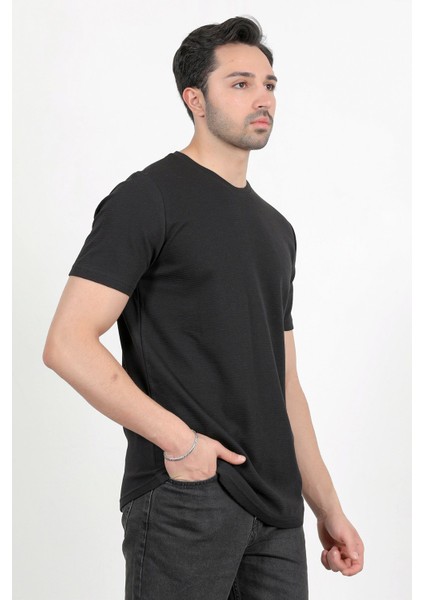 Erkek Bisiklet Yaka Etiket Detaylı Dokulu T-Shirt Siyah - 2743 indirimleri