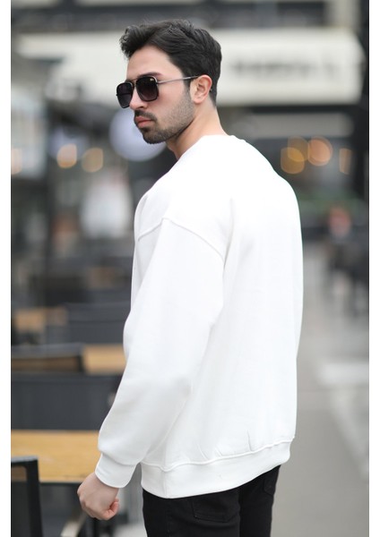 Erkek Bisiklet Yaka Marka Baskılı Üç Iplik Şardonlu Sweatshirt Beyaz - 5255-1 fırsatları