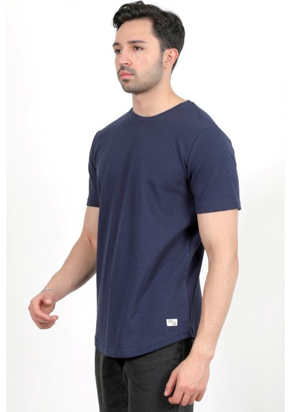 Erkek Bisiklet Yaka Etiket Detaylı Dokulu T-Shirt Lacivert - 2743 fırsatları