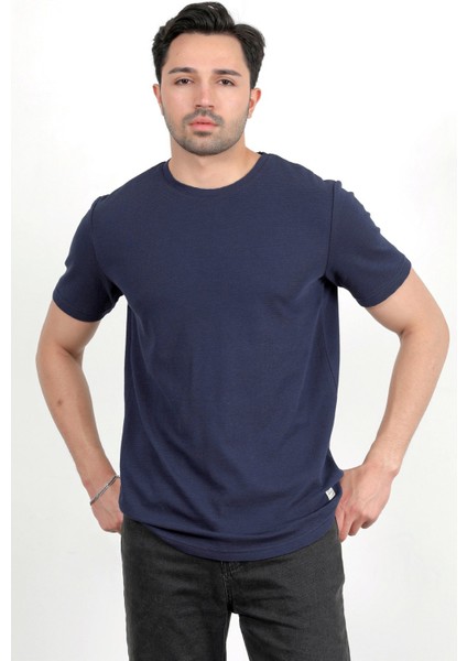 Erkek Bisiklet Yaka Etiket Detaylı Dokulu T-Shirt Lacivert - 2743 indirimleri