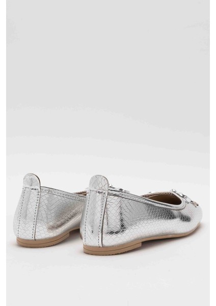 Fiyonklu Günlük Kadın Babet Ayakkabı Siyah - Krem modelleri