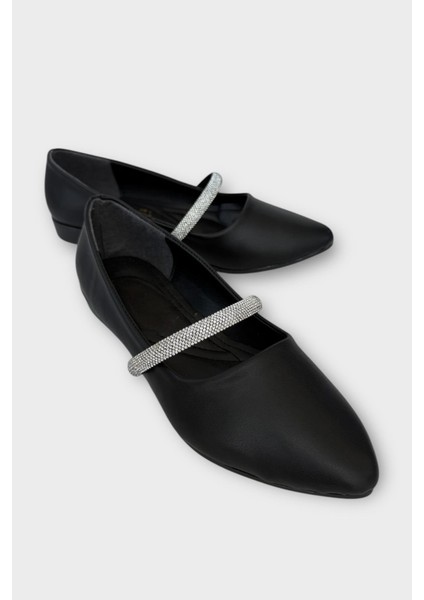 Kadın Bantlı Taş Detay Babet Ayakkabı Siyah fiyatları