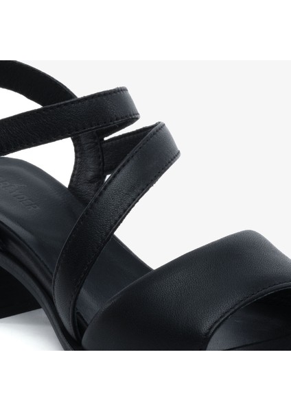 5Y2CS32480-32480 Zn Casual Sandalet (S)