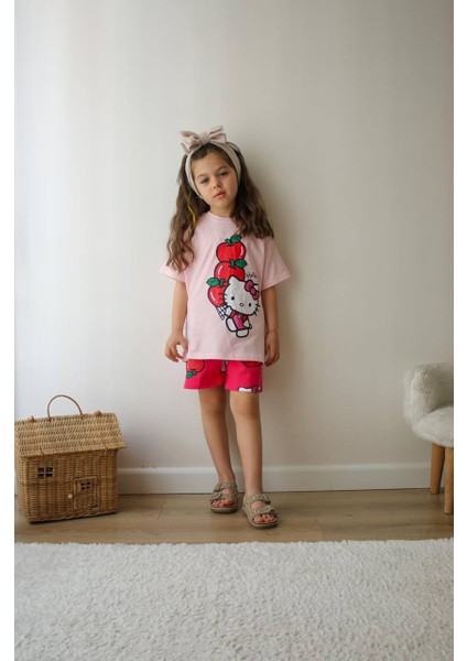 Kız Çocuk Hello Kity Modelli Pamuk Şortlu Takım fiyatları