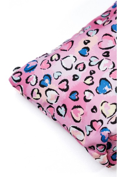 Makyaj Çantası ve Çok Amaçlı El Çantası Kalp Desenli modelleri