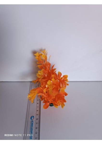 Akvaryum Plastik Bitki 11X9X6 cm M-405