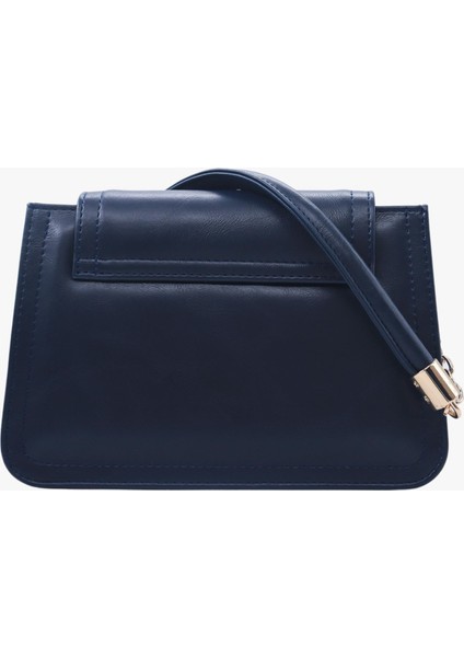 67-7135 Kadın Ryan Lacivert Çarpraz Askılı Çanta fırsatları