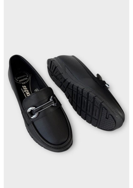 Kadın Günlük Hafif Mevsimlik Rahat Casual Ayakkabı SİYAH - GÜMÜŞ fırsatları