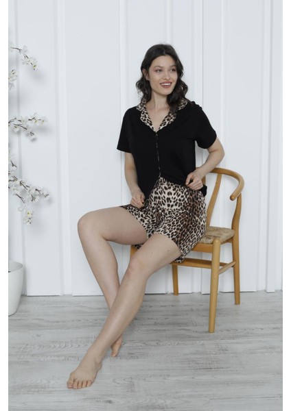 Leopar Desenli Düğmeli Pijama Takımı