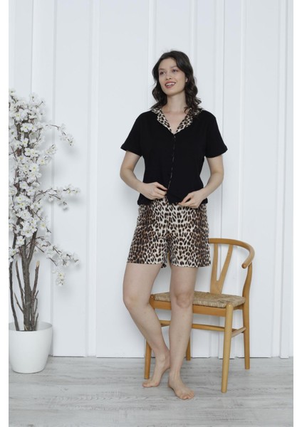 Leopar Desenli Düğmeli Pijama Takımı