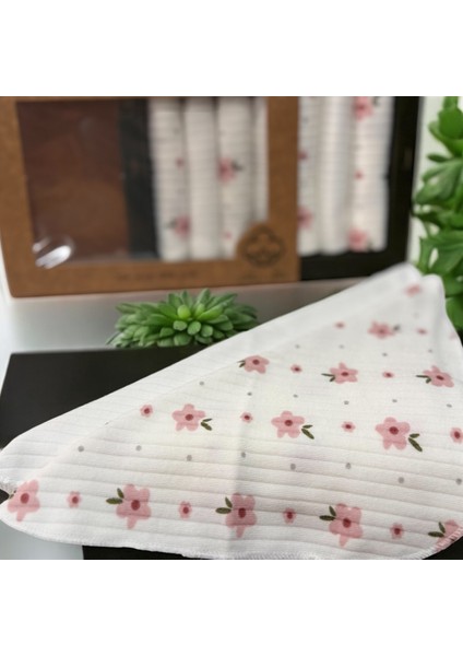 %100 Organik Pamuklu Kız Bebek Ağız Mendili Kutulu 7'li Set