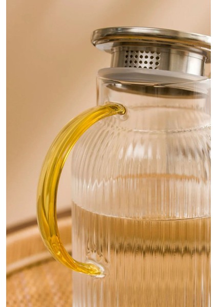 Borosilikat Cam Çizgili Sürahi Gold Saplı Metal Kapaklı 1500 ml modelleri