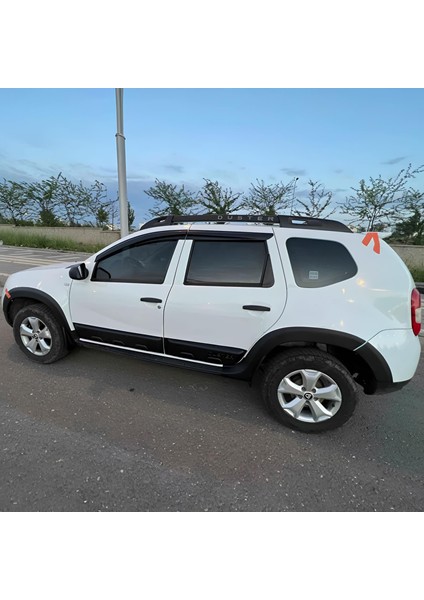 Dacia Duster Dodik Seti 2010-2017 Model 12 Parça