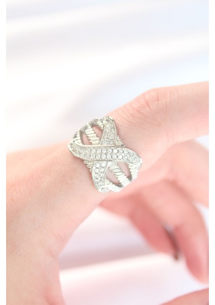 Kalın Zirkon Taşlı Silver Renk Ayarlanabilir x Tasarım Yüzük - TJ-BYK3120