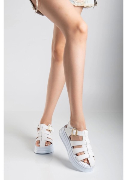 Toten Beyaz Cilt Kemerli Sandalet fiyatları