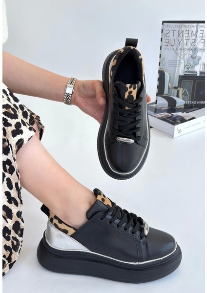 Jista Siyah Cilt Gümüş Detaylı Bağcıklı Spor Ayakkabı