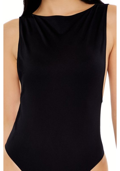 Asimetrik Kesim Bodysuit modelleri