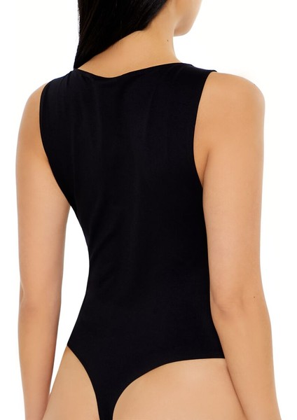 Asimetrik Kesim Bodysuit indirimleri