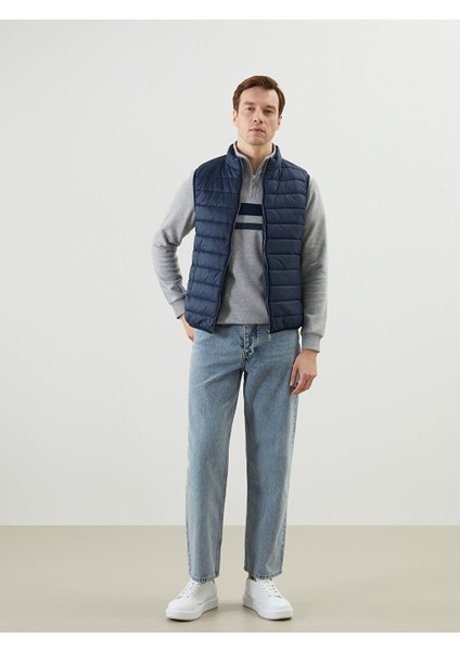 Yeni Sezon Standart Kalip Dik Yaka Erkek Sisme Yelek - S50782Z8 fiyatları