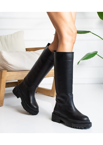 Kadın Çizme Düz Kalın Taban Siyah Deri