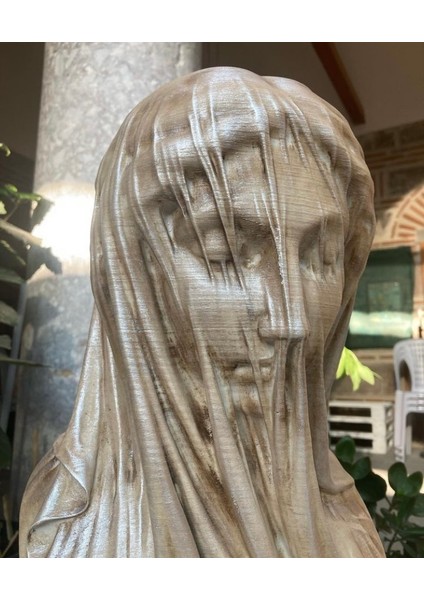 Tüllü Kadın Meryem fırsatları