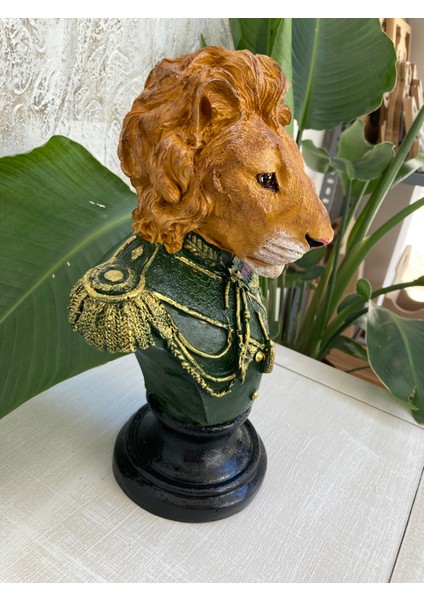 Aslan Komutan Heykel,biblo modelleri