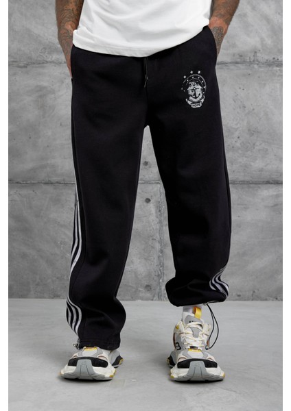 Siyah Çizgili Arma Detaylı Baggy Eşofman