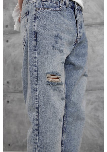 Mavi Yırtık Detaylı Baggy Jean fırsatları